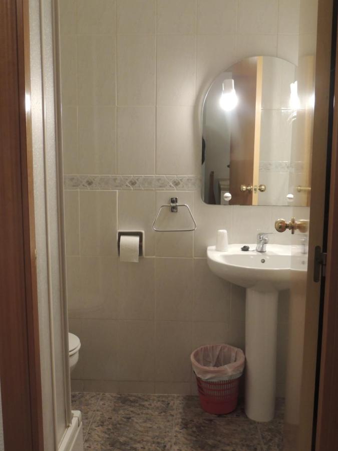 Hostal Cumbre Zaragoza Eksteriør billede