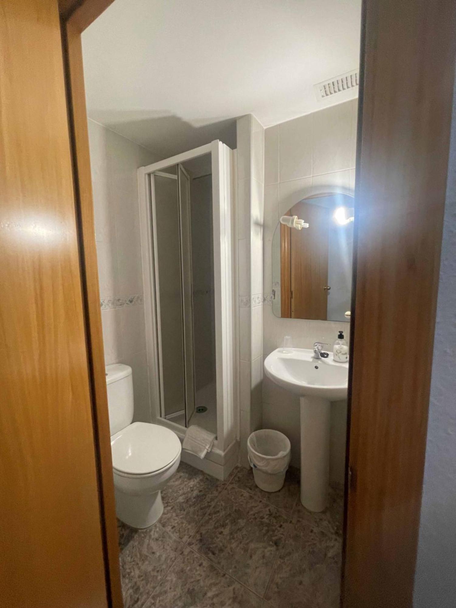 Hostal Cumbre Zaragoza Eksteriør billede