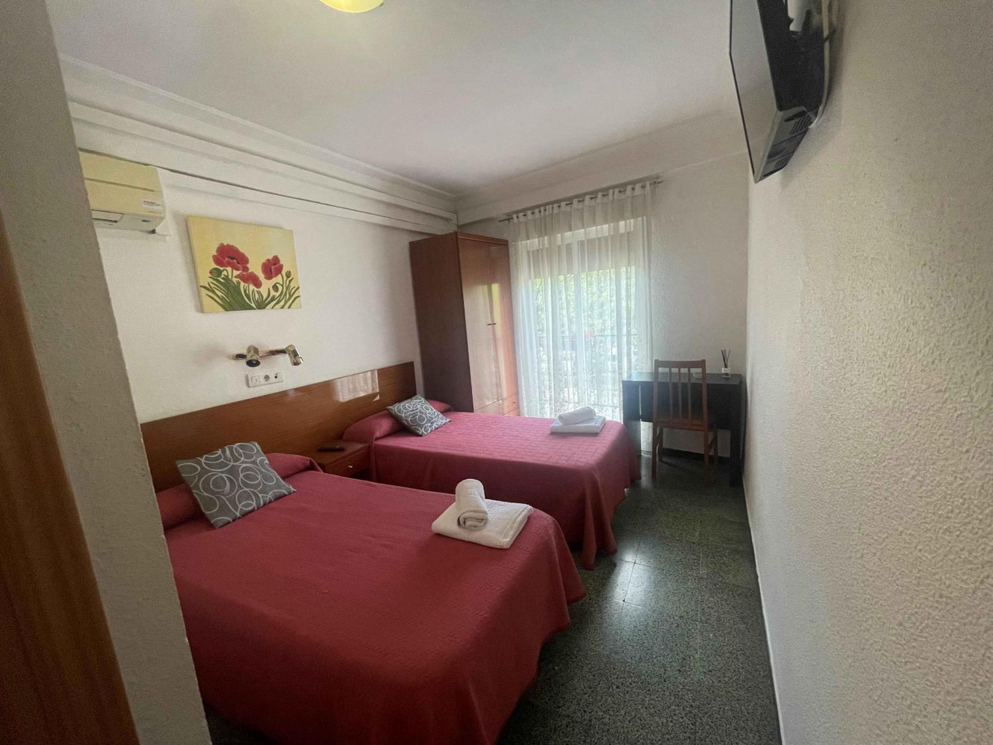 Hostal Cumbre Zaragoza Eksteriør billede